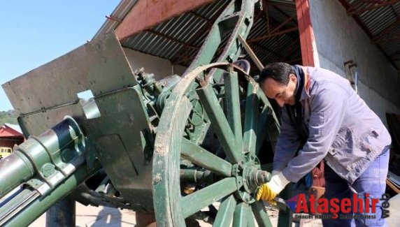 Tarihi Top Arabası Bakıma Alındı