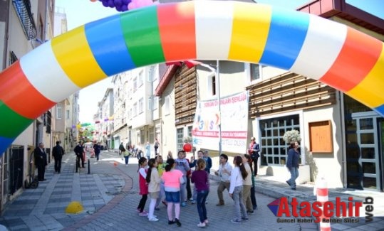 BELEDİYE BAHÇESİNDE ŞENLİK VAR!