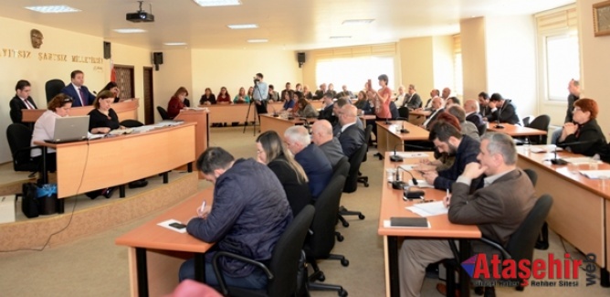 Belediye meclisinde seçim heyecanı