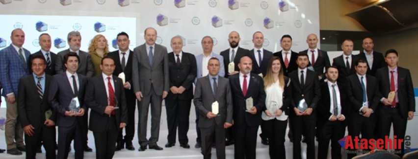 Mavi Baret İş Güvenliği Ödülleri sahiplerini buldu