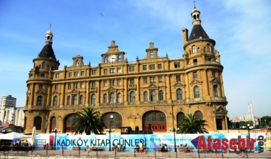 HAYDARPAŞA’DAKİ KİTAP GÜNLERİNE YOĞUN İLGİ