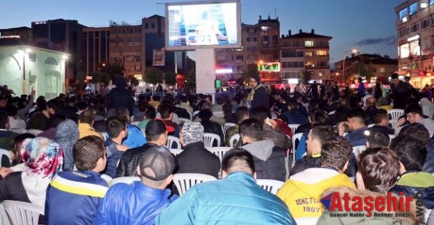 Avrupa Şampiyonu Fenerbahçe'nin Galibiyet Coşkusu Ümraniye'de Yaşandı.