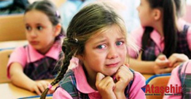 Okula başlayan çocuk neden ağlar?
