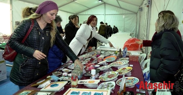 ATAŞEHİR'DE KADIN ELİ ÇADIRI AÇILDI