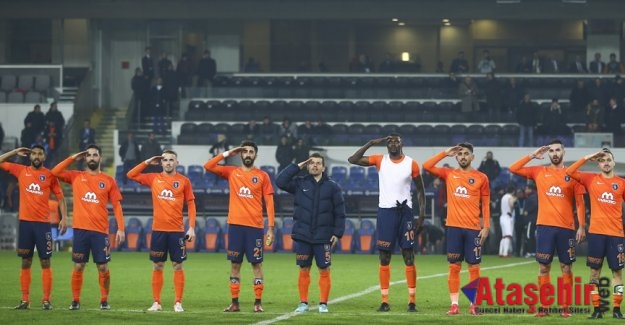 Medipol Başakşehir, yeniden liderliğe yükseldi.