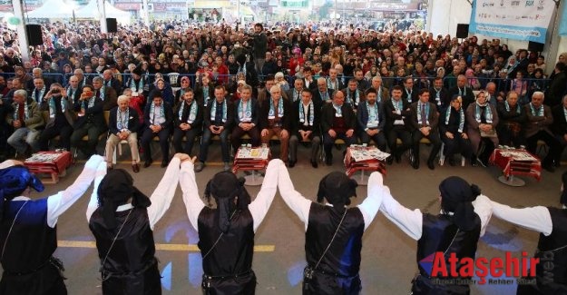 Ümraniye 5. Geleneksel Hamsi ve Kültür Festivali’nde Tonlarca Hamsi Dağıtıldı