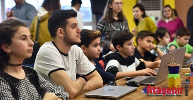 Geleceği Kodlayan Nesiller Yetiştiriyor!