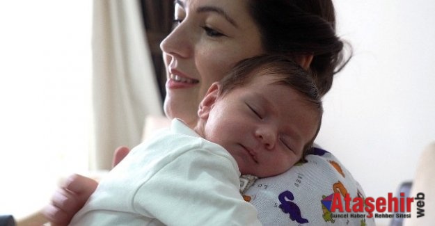 YENİ ANNELER KAYNANAYI DEĞİL BEBEK HEMŞİRESİNİ TERCİH EDİYOR