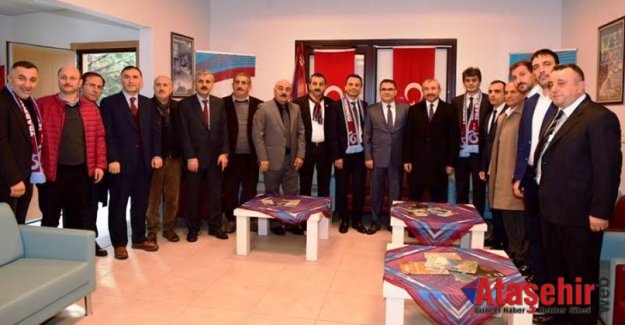 İSMAİL ERDEM, TRABZONLULARLA BİRARAYA GELDİ