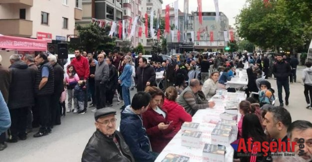 Ataşehirliler Sokak İftarında Bir Araya Geldi