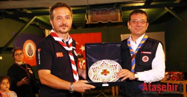 İmamoğlu İzci kampını ziyaret etti