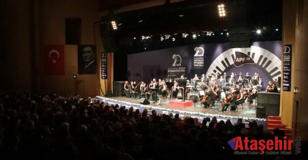 KARADENİZ’İN TÜRKÜLERİ SENFONİYLE BULUŞTU!