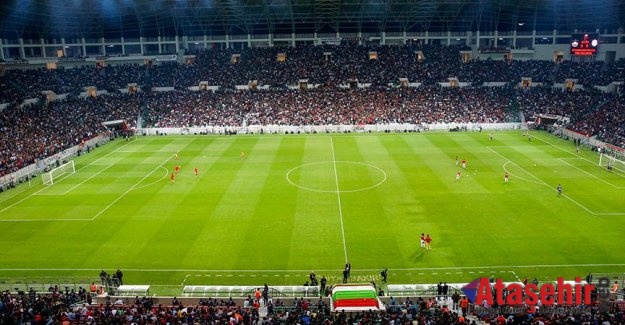 3 milyon kişi stadyumları doldurdu