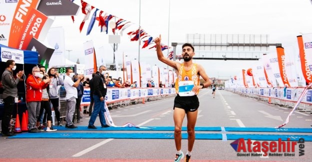 VODAFONE 15. İSTANBUL YARI MARATONU KOŞULDU