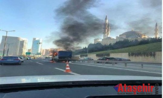 Ataşehir TEM'de kamyonet alev alev yandı