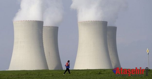 NÜKLEER ENERJİ'DE 43 TÜRK UZMAN YÜKSEKÖĞRETİM DİPLOMALARINI ALDI