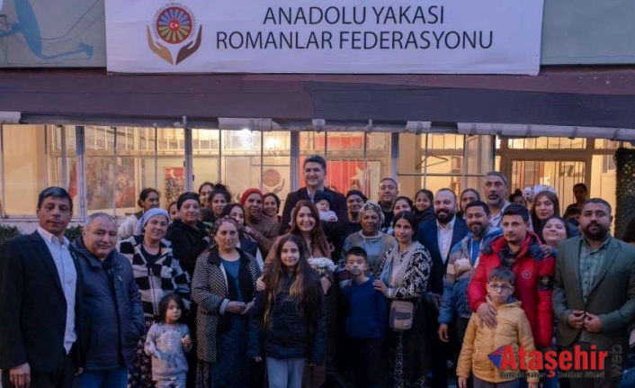 Onursal Adıgüzel, Anadolu Yakası Romanlar Federasyonu'nu ziyaret etti