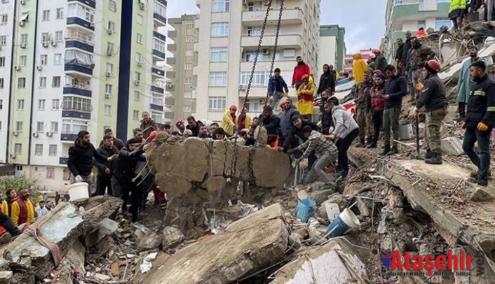 Gökan Zeybek, Dar gelirliler mali yük sebebiyle riskli binalarda oturuyor!