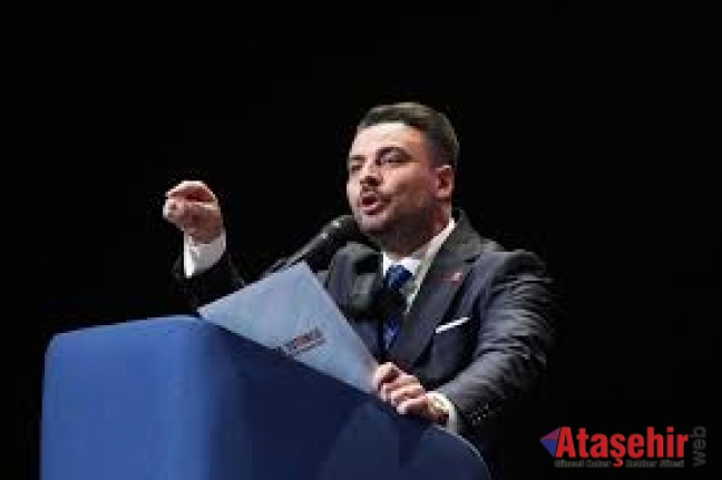 CHP Üsküdar’da Yeni Dönem: Berk Tütüncü İlçe Başkanı Oldu