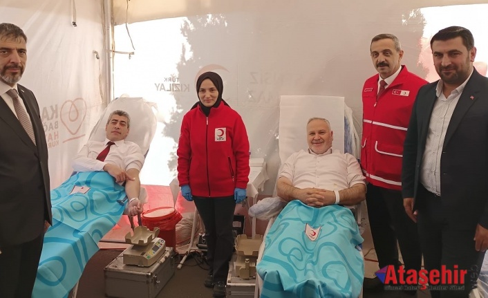 Müftü Hüseyin Aksoy’dan Kan Bağışı