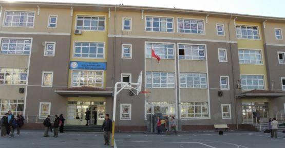 ATAŞEHİR'DE İMAM HATİP LİSELERİ