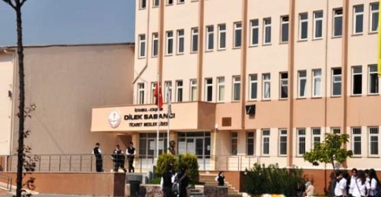 ATAŞEHİR'DE TİCARET MESLEK LİSELERİ