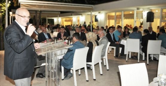 Belediye Personeli İftarl Sofrasında Bulıştu