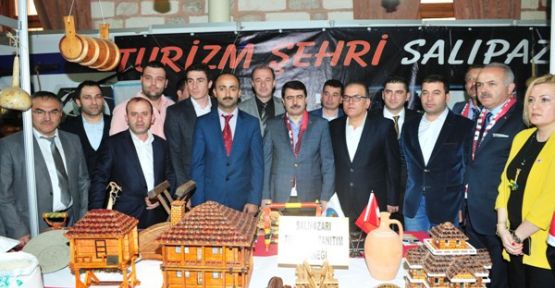 FESHANE'DE SAMSUN GÜNLERİ YOĞUN İLGİ GÖRÜYOR