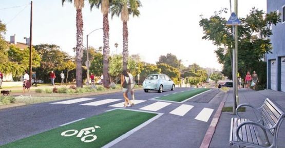 Kalabalık otoya özel yol modeli