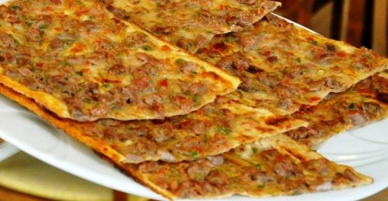 Konya Usulü Evde Etli Ekmek Yapımı