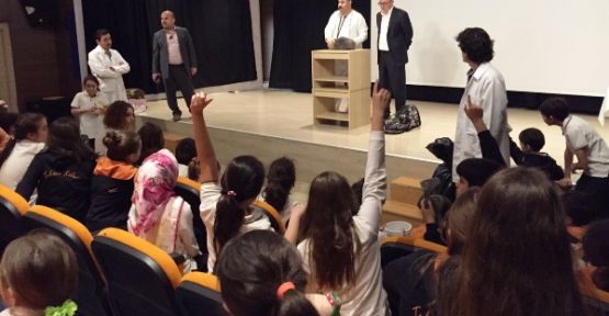 Maltepe'de Öğrencilere hayvan sevgisi aşılanıyor