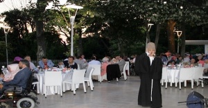 İSEM'den Engelilere iftar