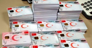 Nüfus cüzdanındaki renk ayrımı kalkıyor