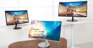 Samsung Kavisli Monitör Portföyü Üç Yeni Üyesiyle Genişliyor