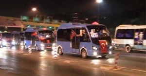 İstanbul'da minibüsçülerden 15 Temmuz protestosu