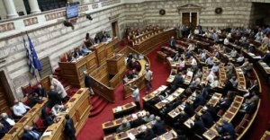 Atina'ya Cami Yunan Parlamentosundan geçti