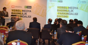 “Bağımlılıkla mücadelede gazetecilerle el ele ilerleyeceğiz”