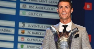 AVRUPA'DA YILIN FUTBOLCUSU  RONALDO SEÇİLDİ