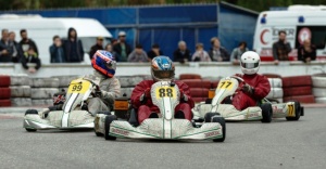 Yağmurda Karting Nefes Kesti