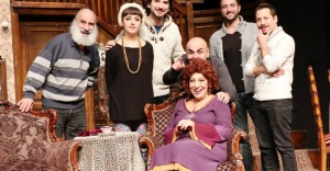 “AHUDUDU” TİYATROKARE ATAŞEHİR'DE SAHNELENDİ