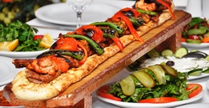 ‘Metrelik Adana Kebabı’