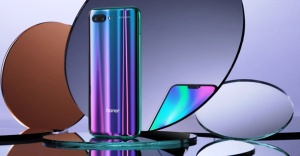 Yapay zekayı güzellikle buluşturan Honor 10 tanıtıldı