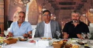 MUAMMER AYVALI ADAYLIĞINI AÇIKLADI