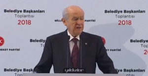 Devlet Bahçeli, İstanbul, İzmir ve Ankara'da aday çıkarmayacak.
