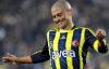 Fenerbahçe'nin Brezilyalı kaptanı Alex trafik kazası geçirdi