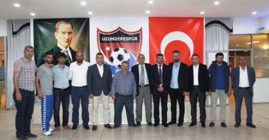 Uzunderespor kulübü dayanışma gecesi düzenledi.