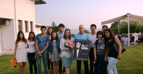 Vali Mutlu gençleri evinde ağırladı