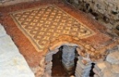 Antik Roma mimarisinde, yerden ısıtma sisteminin güzel bir örneği.
