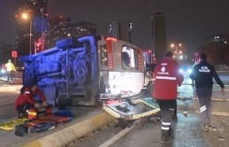 Hasta Taşıyan Ambulans Cip ile Çarpışıp Devrildi!