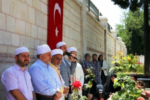15 TEMMUZ ŞEHİTLERİMİZ KABİRLERİ BAŞINDA ANILDI 2018